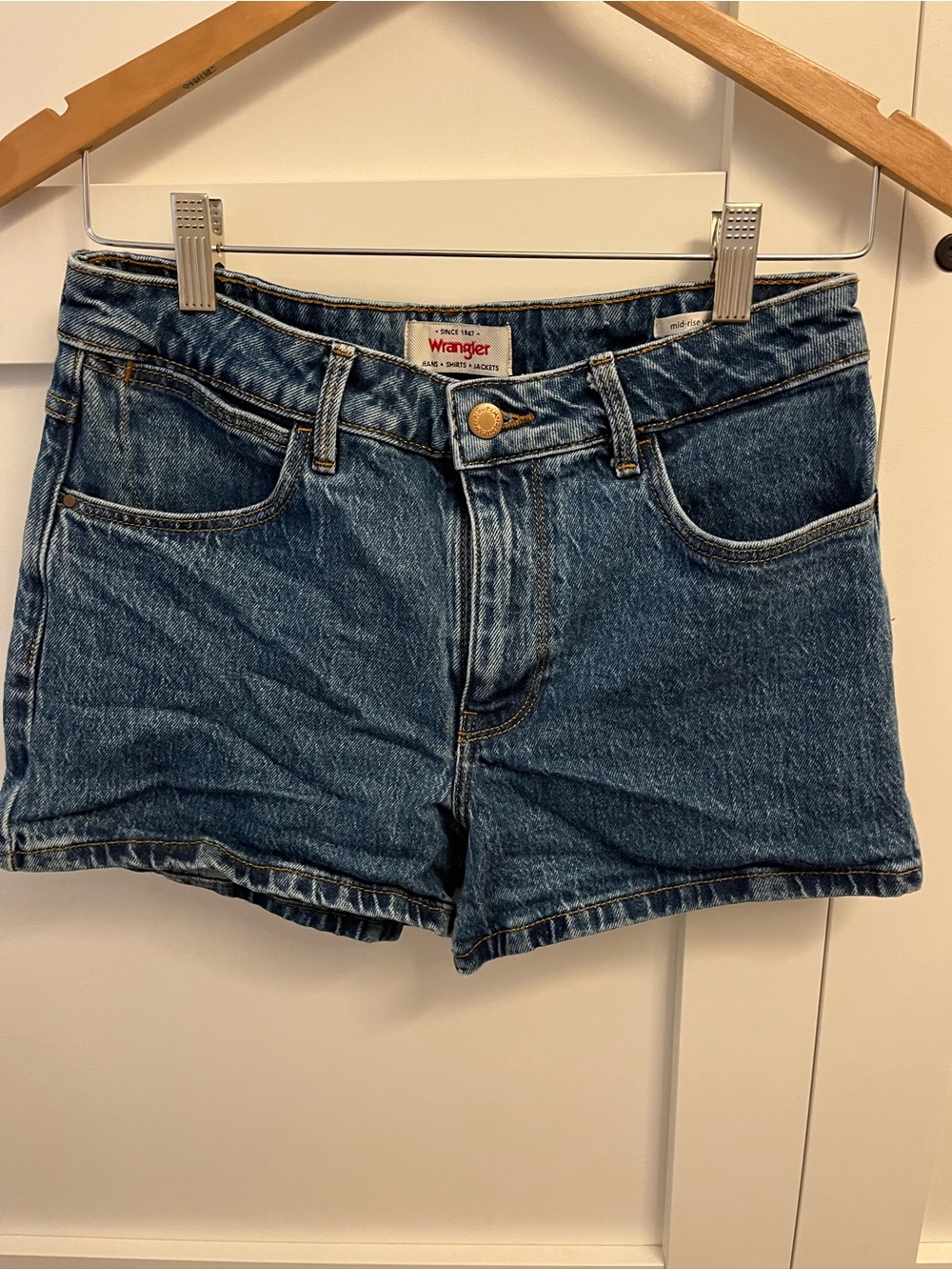 Wrangler Mid-Rise Vintage Short
